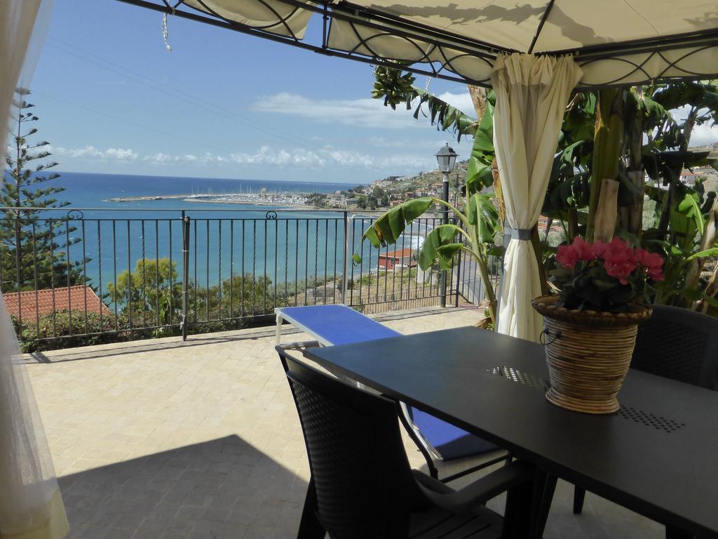 Villa Del Mare Ligure Terme & Spa Piscina A 37 Gradi Santo Stefano al Mare Eksteriør billede