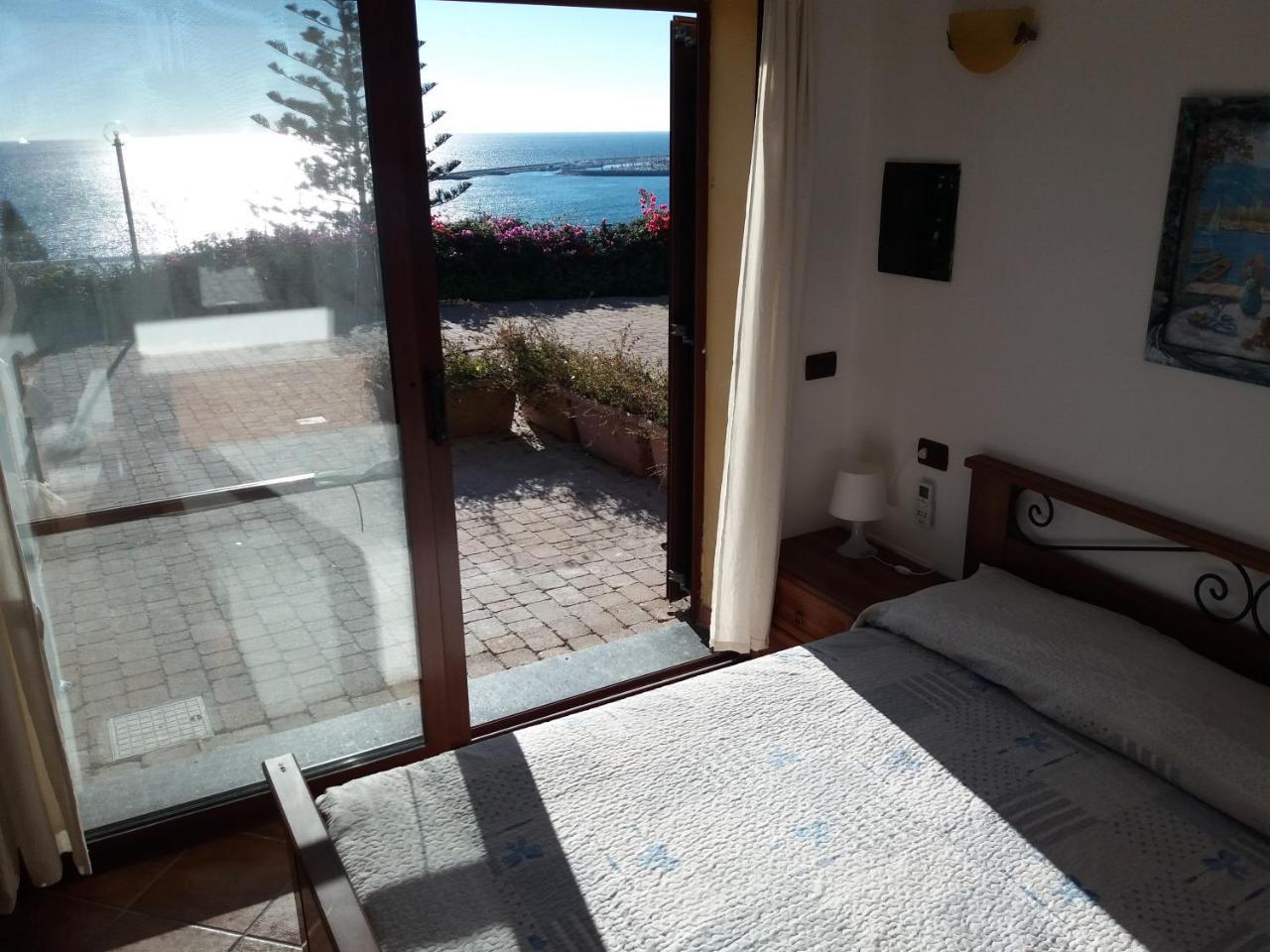 Villa Del Mare Ligure Terme & Spa Piscina A 37 Gradi Santo Stefano al Mare Eksteriør billede